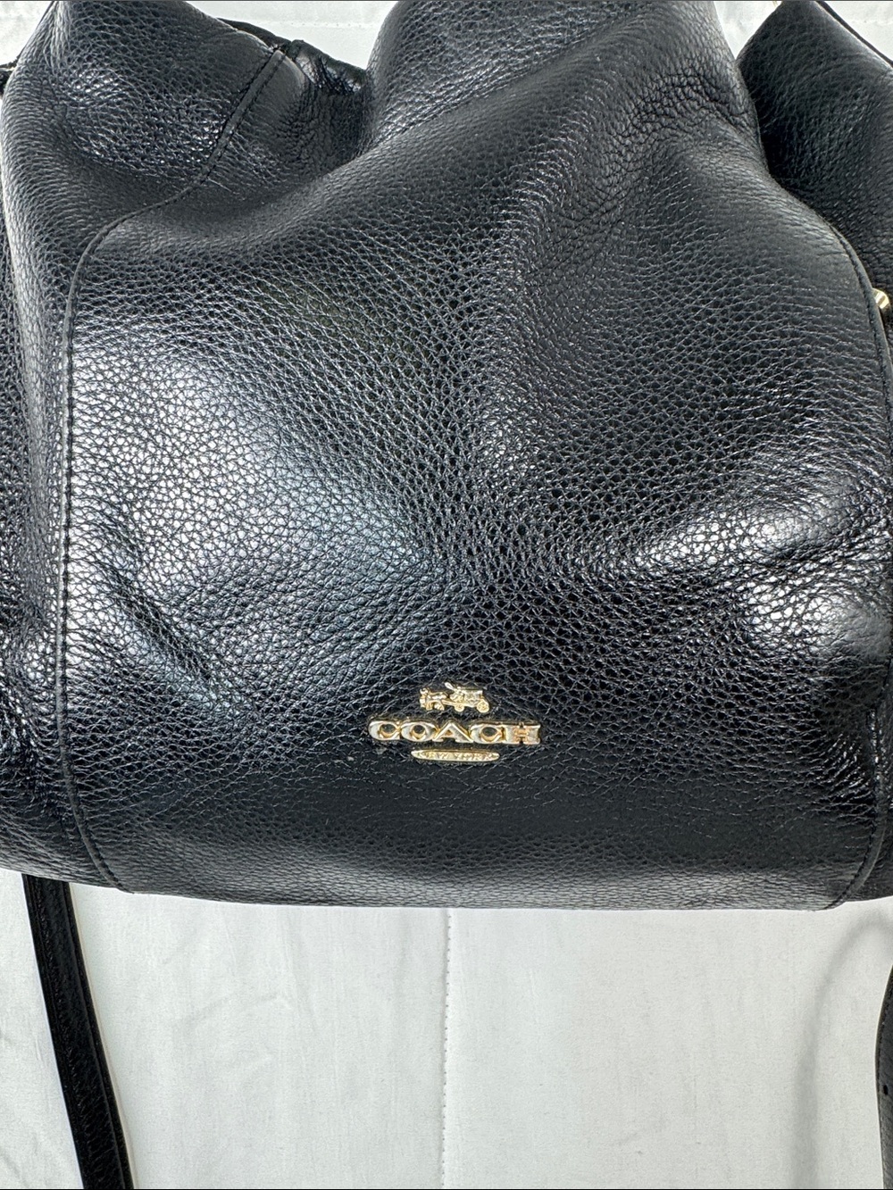 Coach Isabelle East West Hobo Crossbody Black Pebbled Leather Bag - Picture 2 of 15